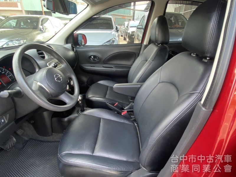 2018年 Nissan  March  1.5cc 傳奇版 原鈑件 外型圓潤可愛 小巧靈活 寬敞空間 最貼心的都市小車