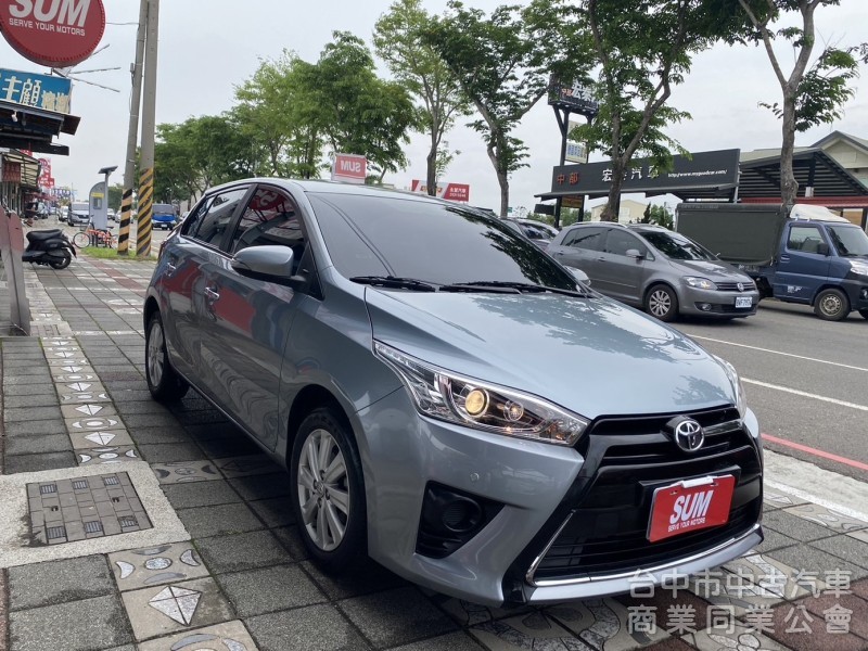 2018年式 TOYOTA  YARIS  1.5cc 豪華+版   I-KEY  影音螢幕 省油 空間大 熱門掀背車款
