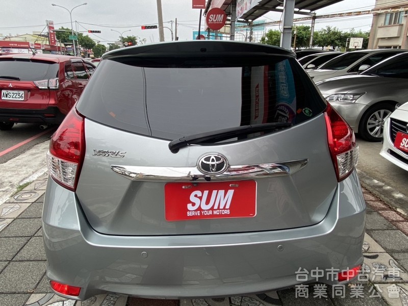 2018年式 TOYOTA  YARIS  1.5cc 豪華+版   I-KEY  影音螢幕 省油 空間大 熱門掀背車款