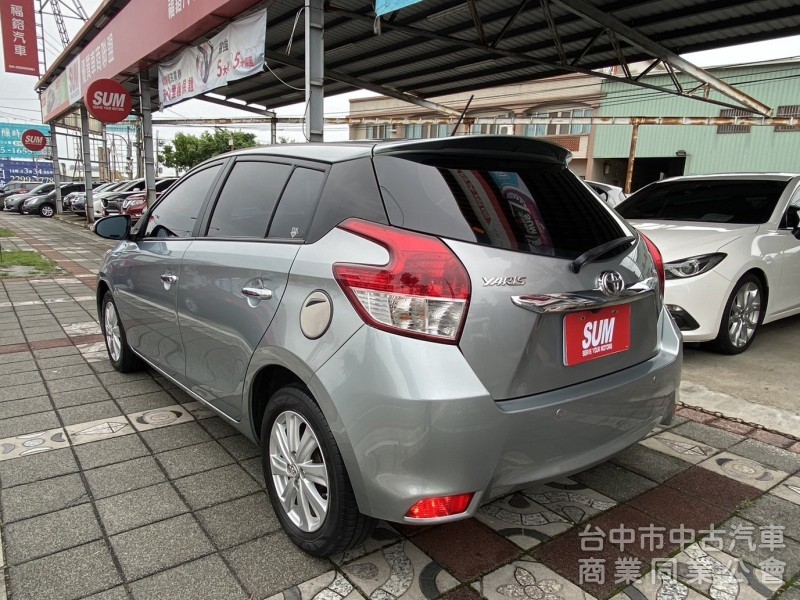 2018年式 TOYOTA  YARIS  1.5cc 豪華+版   I-KEY  影音螢幕 省油 空間大 熱門掀背車款