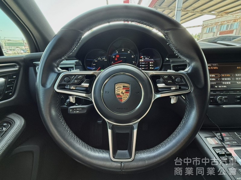 2015年式 保時捷 Macan S 2.0T 總代理 認證車 只跑11萬公里 奢豪霸氣 高貴不貴 免百萬輕鬆入主
