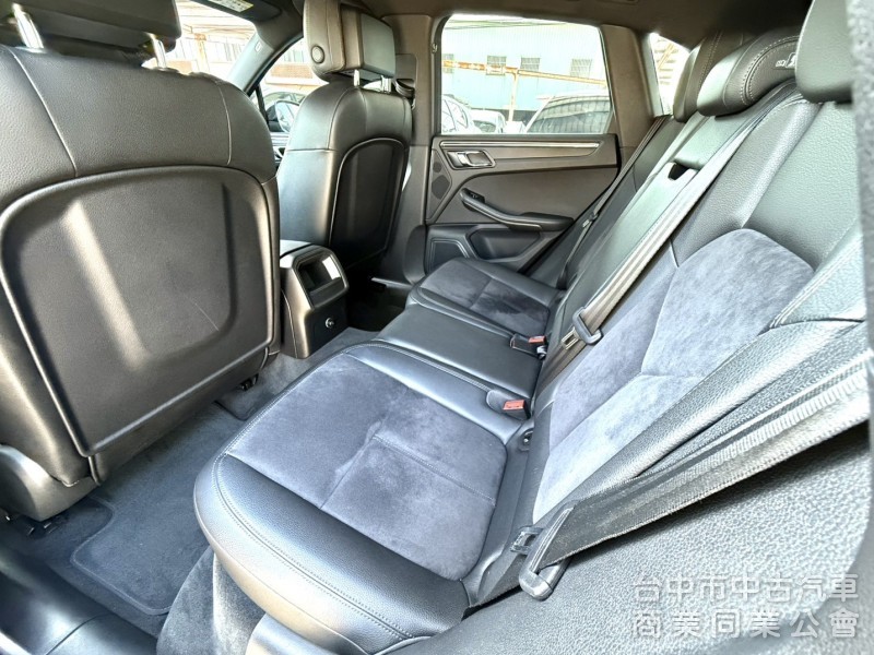 2015年式 保時捷 Macan S 2.0T 總代理 認證車 只跑11萬公里 奢豪霸氣 高貴不貴 免百萬輕鬆入主