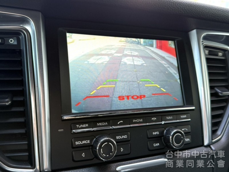 2015年式 保時捷 Macan S 2.0T 總代理 認證車 只跑11萬公里 奢豪霸氣 高貴不貴 免百萬輕鬆入主
