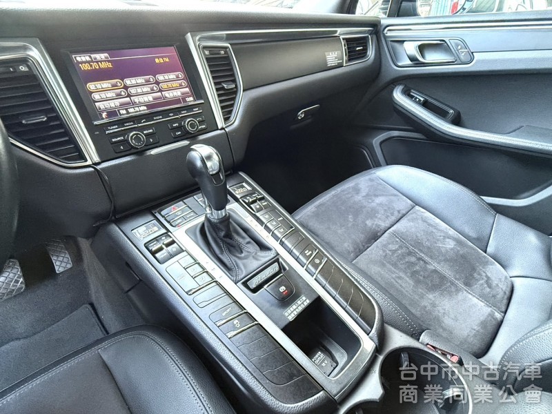 2015年式 保時捷 Macan S 2.0T 總代理 認證車 只跑11萬公里 奢豪霸氣 高貴不貴 免百萬輕鬆入主
