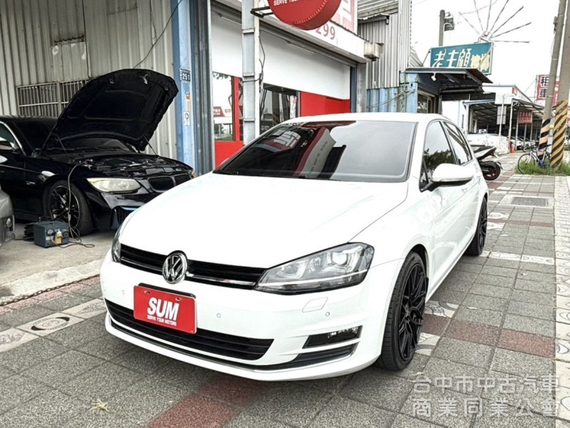 2015年 福斯  GOLF  1.4  TSI  渦輪增壓 恆溫 I-Key 省油省稅 大馬力 適合小家庭首選車款