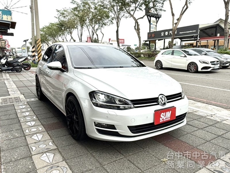 2015年 福斯  GOLF  1.4  TSI  渦輪增壓 恆溫 I-Key 省油省稅 大馬力 適合小家庭首選車款