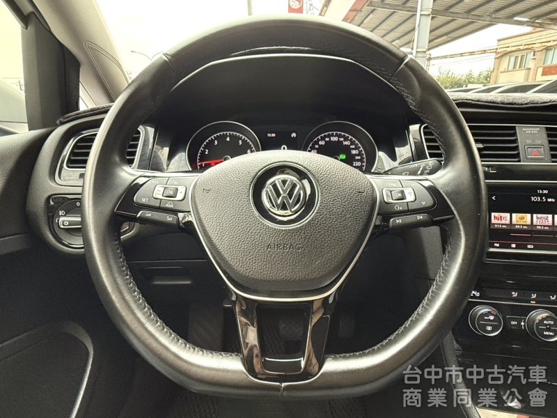 2015年 福斯  GOLF  1.4  TSI  渦輪增壓 恆溫 I-Key 省油省稅 大馬力 適合小家庭首選車款