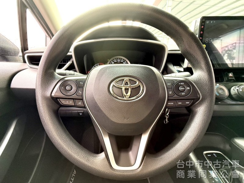 2021 TOYOTA  Altis 1.8 經典型 僅跑3萬公里 ACC跟車 定速 車道偏離 漂亮認證車 經典不敗神A