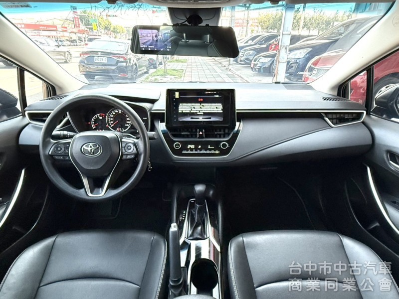 2022年 Toyota Altis 1.8 豪華型 僅跑1萬公里 原廠保固中 原鈑件 ACC 恆溫 定速 國產熱銷車款