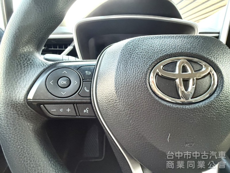 2022年 Toyota Altis 1.8 豪華型 僅跑1萬公里 原廠保固中 原鈑件 ACC 恆溫 定速 國產熱銷車款