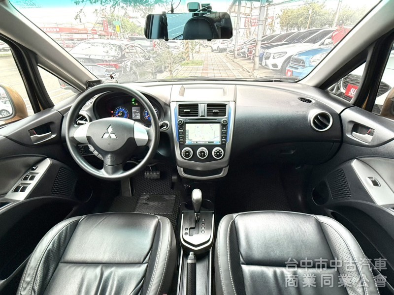 2014年 Mitsubishi Colt Plus 1.5 豪華型 恆溫空調 I-Key 倒車顯影 都會小型休旅首選