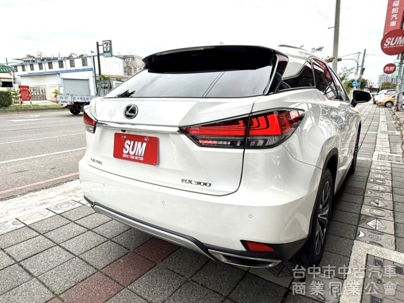 2021年式 Lexus RX 300 頂級版 2.0 原鈑件 僅跑5萬 電動天窗 電動座椅 ACC跟車 極致運動休旅車
