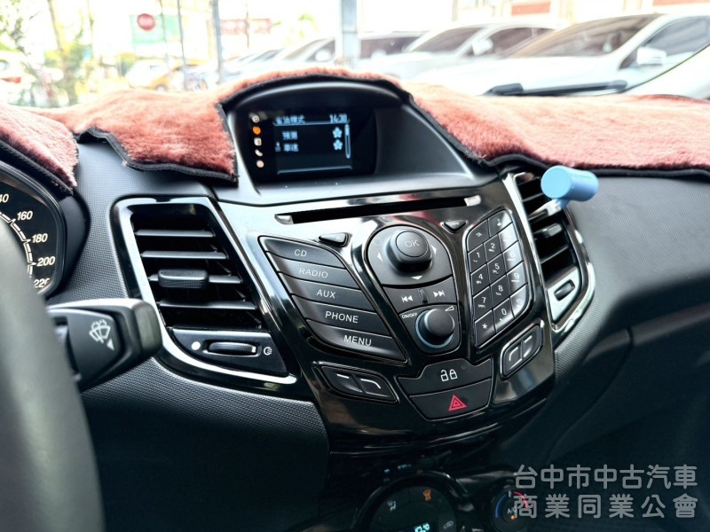 2015年 FORD Fiesta 1.0  S版 運動型 原鈑件 渦輪加持 恆溫空調 I-Key  城市優質代步小車