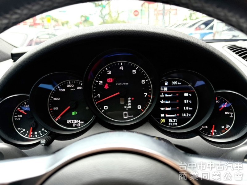 2017年式 Porsche Cayenne 3.6 白金限定版 總代理 原鈑件 個人化精裝選配 強悍的性能 暢快隨行