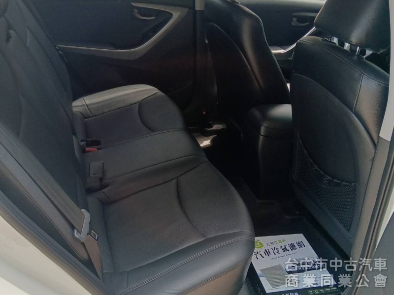 2013年 Hyundai Elantra 1.8 GLS 豪華型 原鈑件 雙區恆溫 影音 倒車顯影 漂亮認證車 可全貸