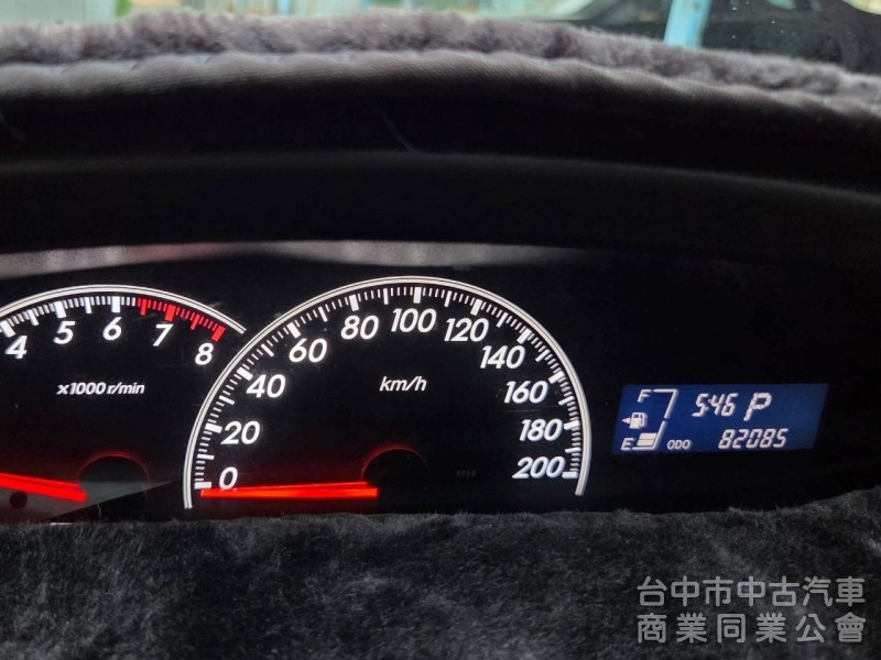 2011年 TOYOTA Yaris 1.5 G版 超低里程 僅跑8萬公里 恆溫 方向盤快撥鍵 經典不敗 代步車首選
