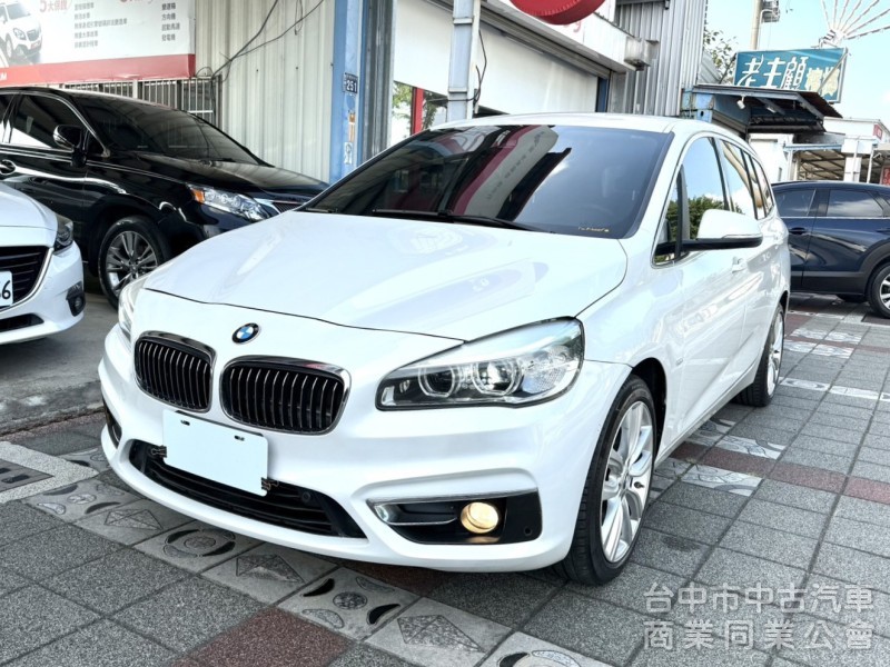 2017年式 BMW 220i GT 總代理 Luxury Line版 正七人座 雙前電動椅 自動停車 稀有釋出跨界休旅