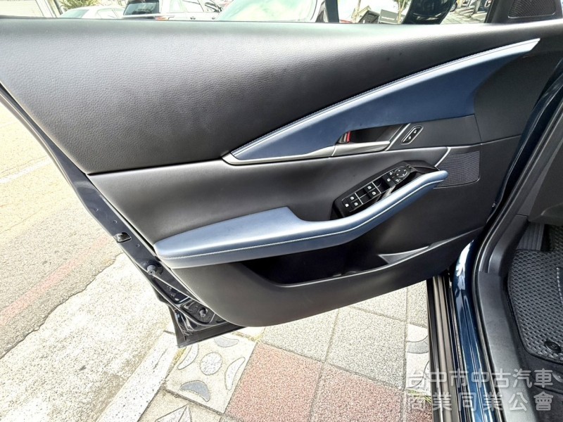 2022年 Mazda CX-30 20S Proactive Touring 旗艦版 原鈑件 僅跑2萬 日系高質感休旅