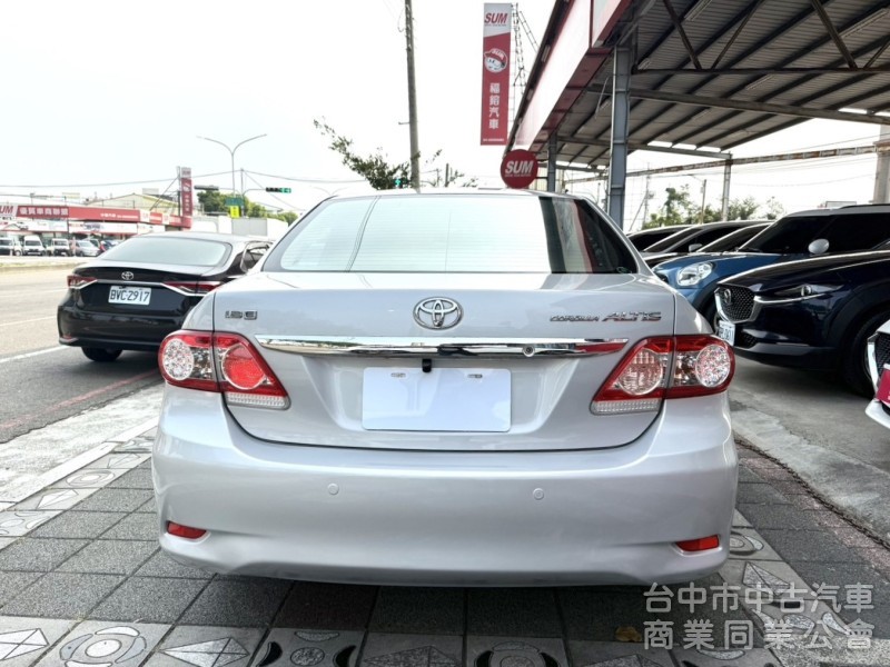 2012年 Toyota Altis 1.8 E版 原鈑件 超低里程 僅跑8萬 恆溫 定速 車況超優好保養 通勤代步首選