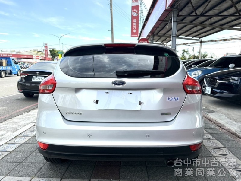 2016年 Ford Focus 5D 1.5T 汽油時尚型 原鈑件 定速 渦輪增壓 換檔撥片 省油實用 便宜輕鬆入手
