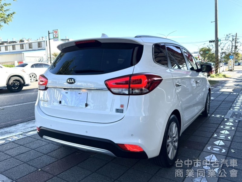 2019年 KIA Carens 2.0 汽油旗艦版 原鈑件 里程5萬 全景天窗 環景 盲點 舒適大空間 高顏值跨界休旅