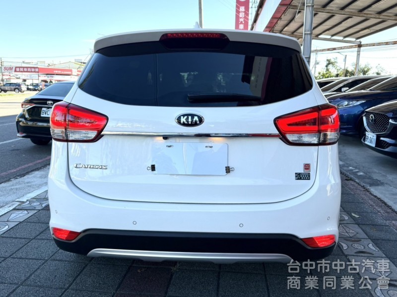 2019年 KIA Carens 2.0 汽油旗艦版 原鈑件 里程5萬 全景天窗 環景 盲點 舒適大空間 高顏值跨界休旅