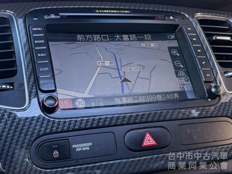2019年 KIA Carens 2.0 汽油旗艦版 原鈑件 里程5萬 全景天窗 環景 盲點 舒適大空間 高顏值跨界休旅