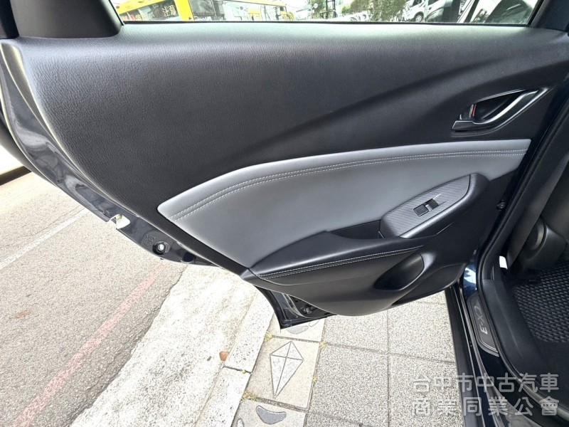 2019年 Mazda CX-3 2.0 SKY-G 旗艦型 原鈑件 里程僅7萬 ACC 恆溫 CP值超高的跨界小休旅