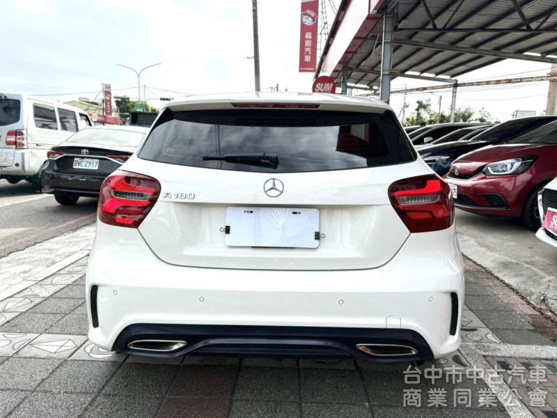 2017年 M-Benz A180 1.6 AMG Line 運動版 總代理 原漆原鈑件 低里程 最保值的賓士鋼砲小車