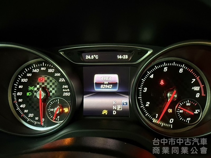2017年 M-Benz A180 1.6 AMG Line 運動版 總代理 原漆原鈑件 低里程 最保值的賓士鋼砲小車