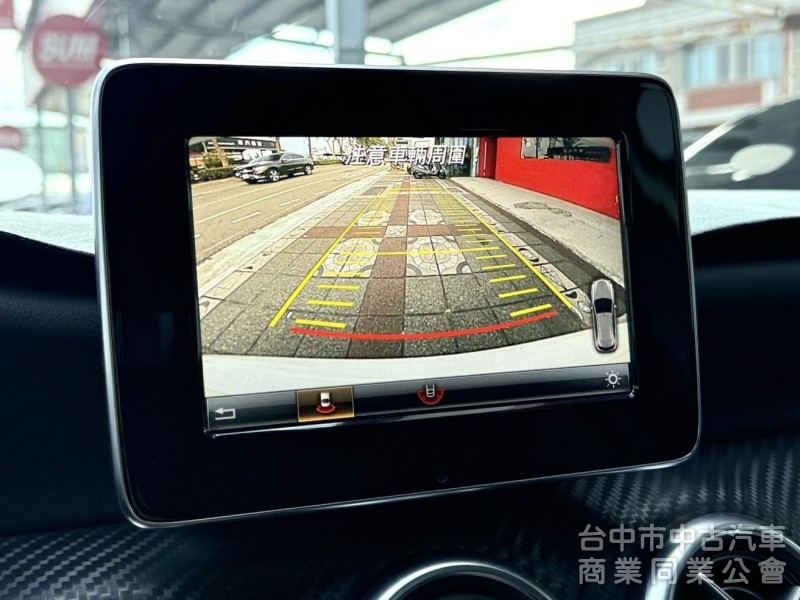 2017年 M-Benz A180 1.6 AMG Line 運動版 總代理 原漆原鈑件 低里程 最保值的賓士鋼砲小車