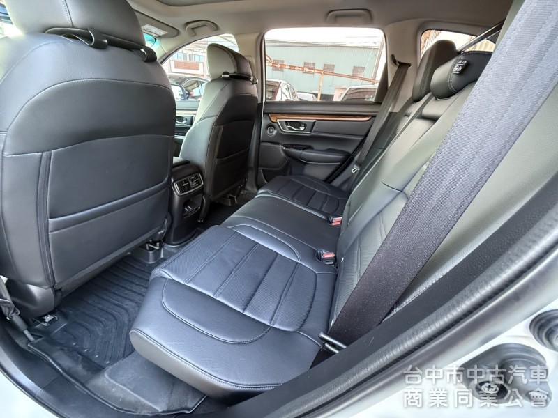2019年 Honda CR-V 1.5 頂級S版 原鈑件 全景天窗 ACC跟車 電動尾門 高規超滿配備 運動休旅王者