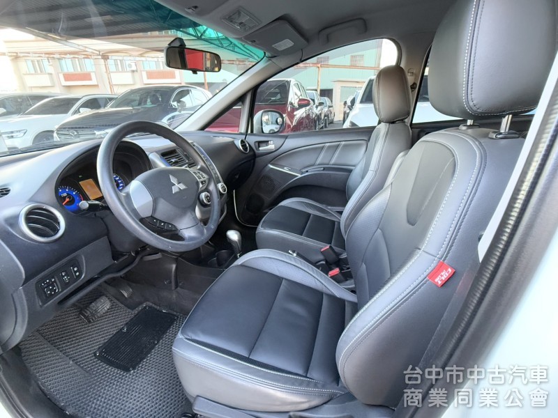 2014年 Mitsubishi Colt Plus 1.5 原鈑件 里程6萬 恆溫 I-Key  都會靈巧五門掀背小車