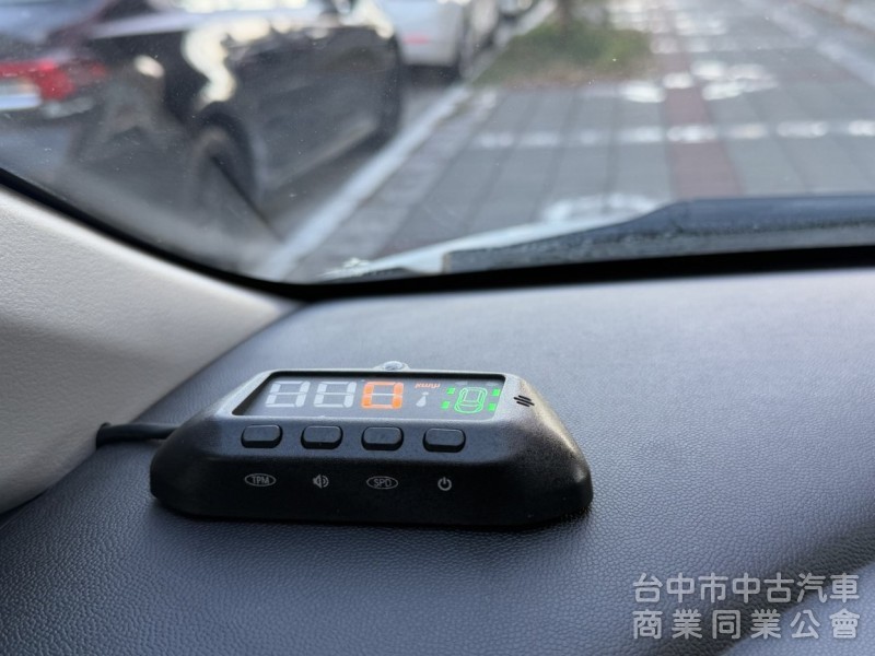 2014年 Mitsubishi Colt Plus 1.5 原鈑件 里程6萬 恆溫 I-Key  都會靈巧五門掀背小車
