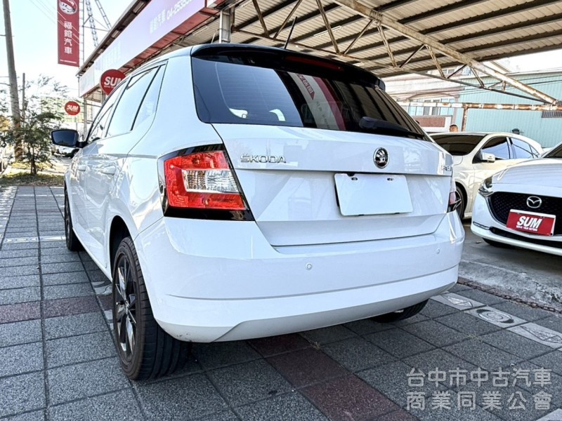 2016年 SKODA Fabia 1.2 TSI 原鈑件 僅跑5萬公里 I-Key 定速 渦輪增壓 歐系時尚掀背小車
