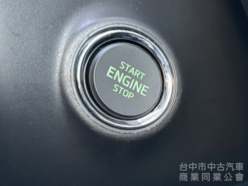 2016年 SKODA Fabia 1.2 TSI 原鈑件 僅跑5萬公里 I-Key 定速 渦輪增壓 歐系時尚掀背小車