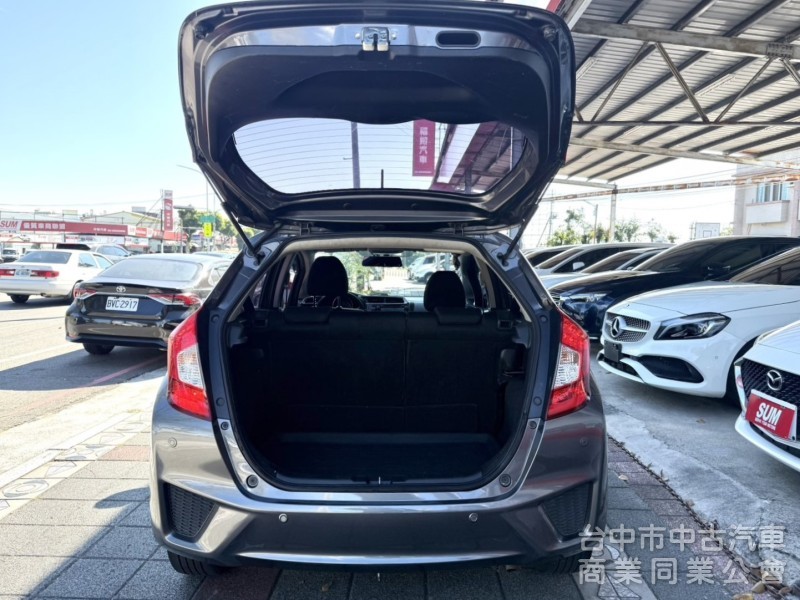 2015年 Honda Fit 1.5 VTi-S 認證車 恆溫 換檔撥片 定速 影音 都會靈巧代步小車