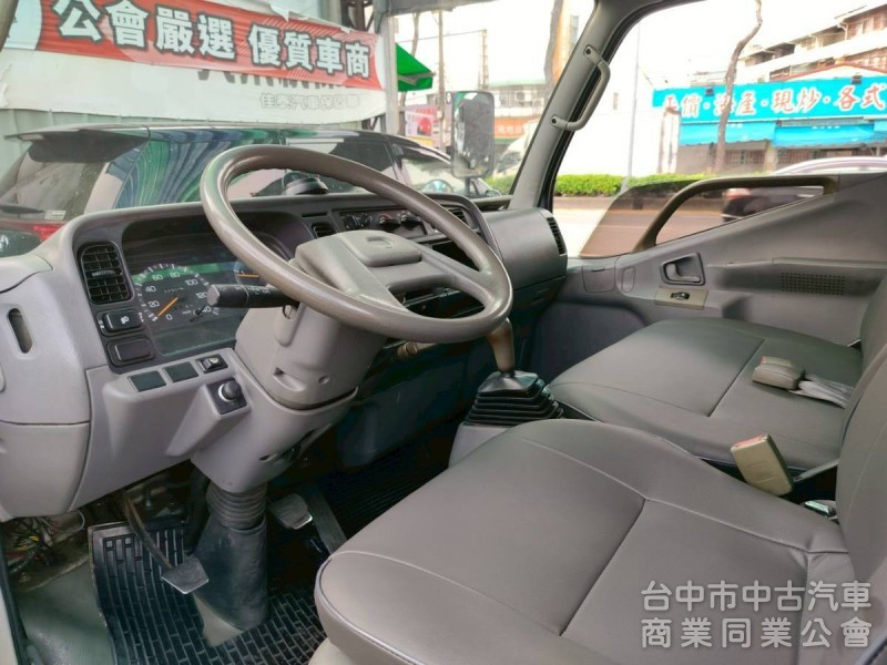 05中華堅打達柴油3.5噸標準斗貨車