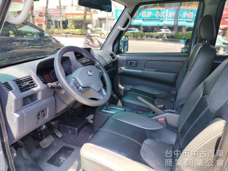2020年中華菱利A180自排5人座廂型車 車頂置放架