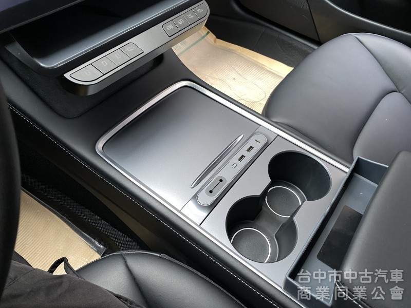 2021 Tesla Model 3 Standard Range Plus　平價入門／原鈑件／第三方認證