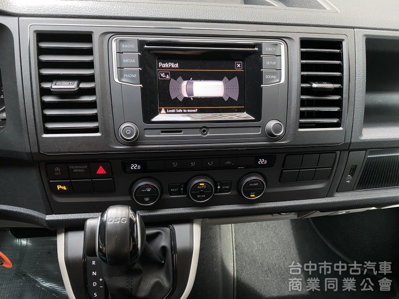 2019 VW Caravelle L 2.0 TDI　原廠保養／原鈑件／