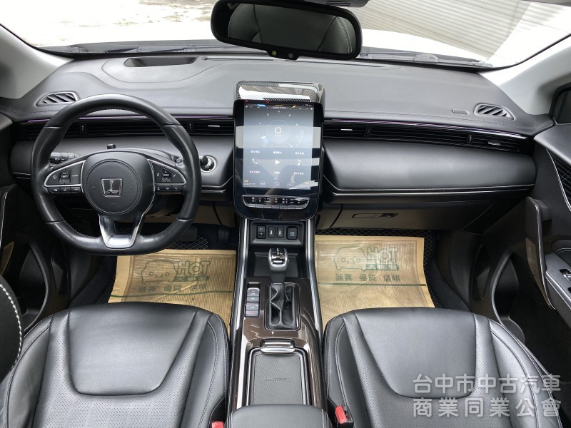 2022 Luxgen URX 7人 全景樂活版　原廠斜坡板／全景天窗／ACC／環景／腳踢尾門／抬顯／出遊福祉輪椅