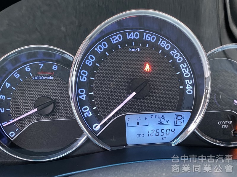 2016 Toyota Corolla Altis 1.8雅緻版　倒車顯影／好開好順／耐操省油／代步實用車