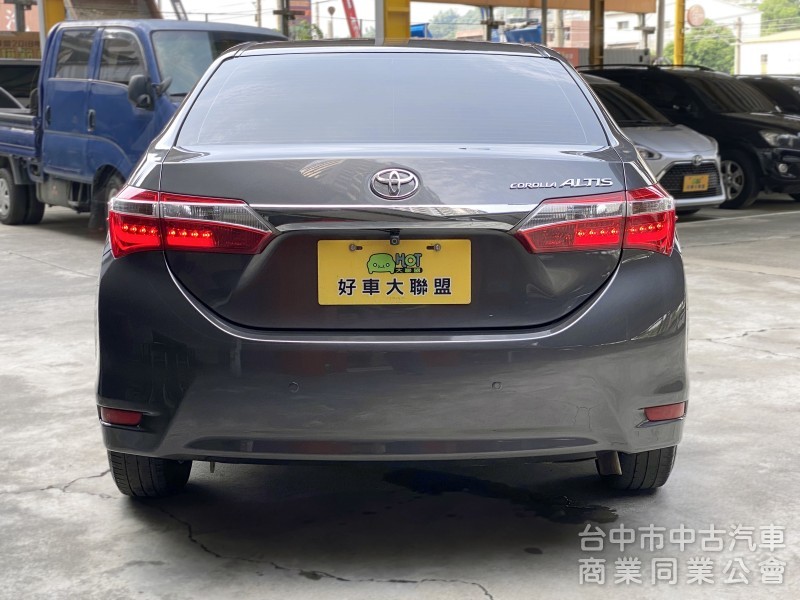 2016 Toyota Corolla Altis 1.8雅緻版　倒車顯影／好開好順／耐操省油／代步實用車
