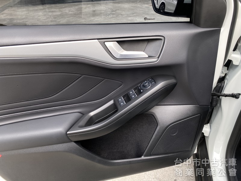 2025 Ford Focus Wagon X　新車保固／務實之人超值選／原鈑件／僅跑6410ｋｍ