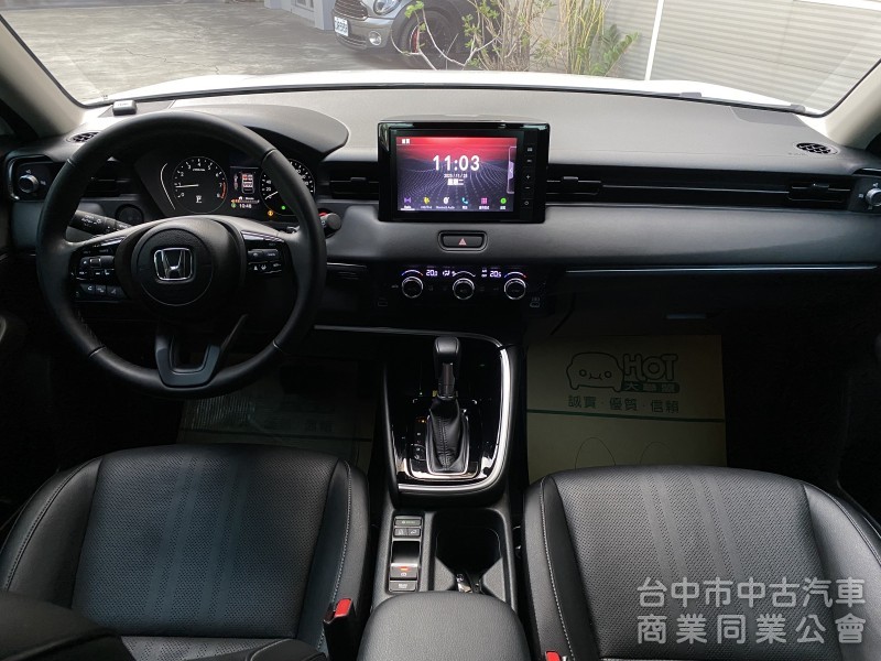 2022 HR-V Prestige尊榮版　一手女用車／原鈑件／原廠保養／電尾門／Carplay／無線充