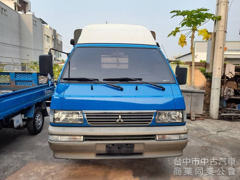 拼俗價  2009年式 DELICA 篷式貨車  里程只跑8多萬公里 極佳車況  搶購中....            
