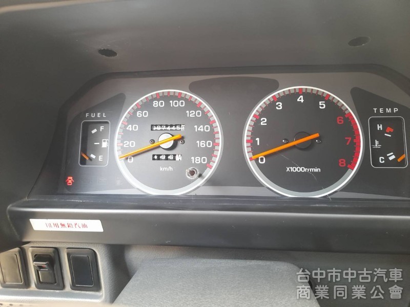 拼俗價  2009年式 DELICA 篷式貨車  里程只跑8多萬公里 極佳車況  搶購中....            