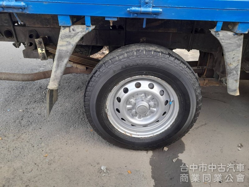 拼俗價  2009年式 DELICA 篷式貨車  里程只跑8多萬公里 極佳車況  搶購中....            
