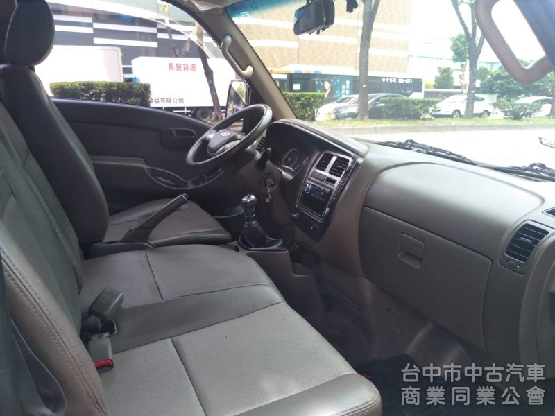 拼俗價 2021年式 PORTER大廂貨車  里程只跑 4萬多公里 極佳車況  搶購中....             